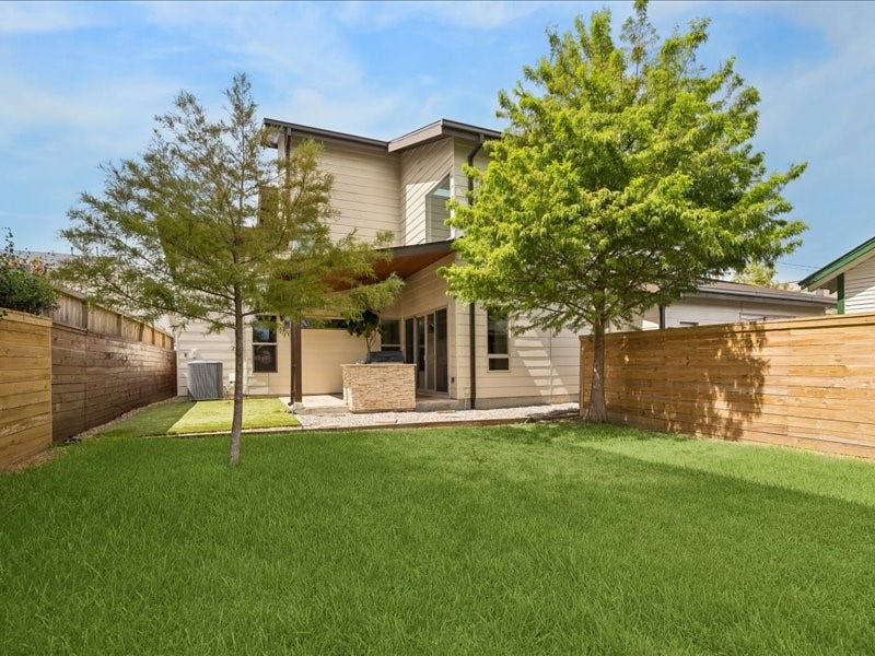 1006 W 8th Street, Houston, TX 77007