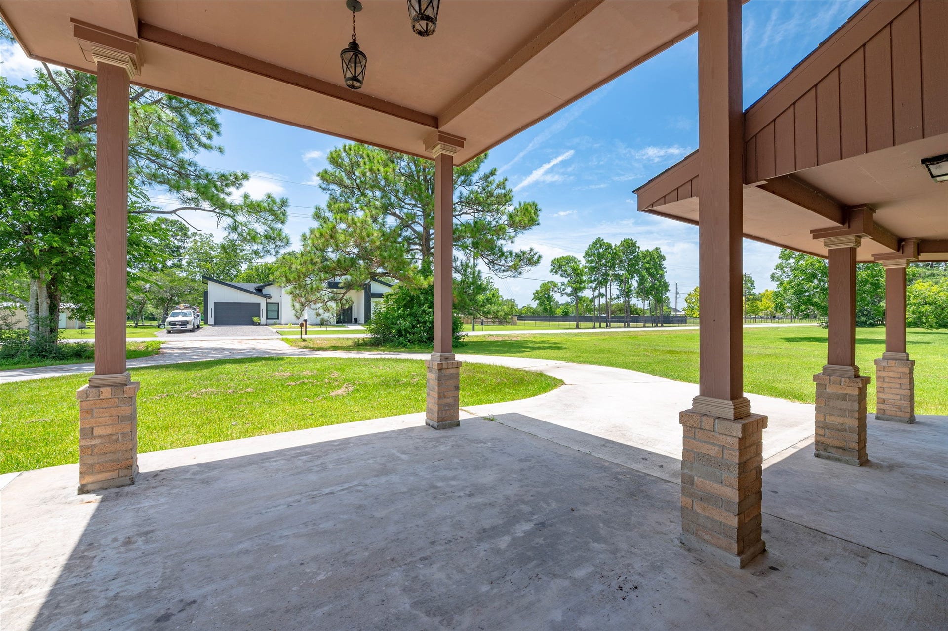 1925 Avenue L, Santa Fe, TX 77510 1925 Avenue L, Santa Fe, TX 77510
