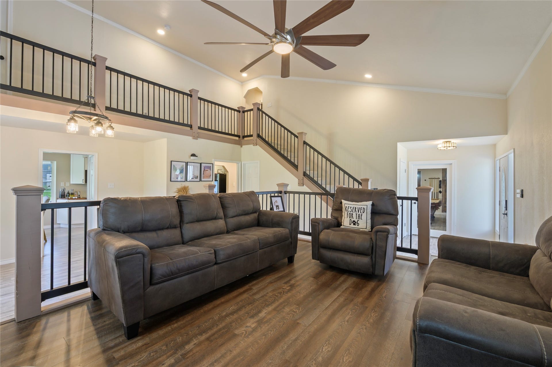 1925 Avenue L, Santa Fe, TX 77510 1925 Avenue L, Santa Fe, TX 77510