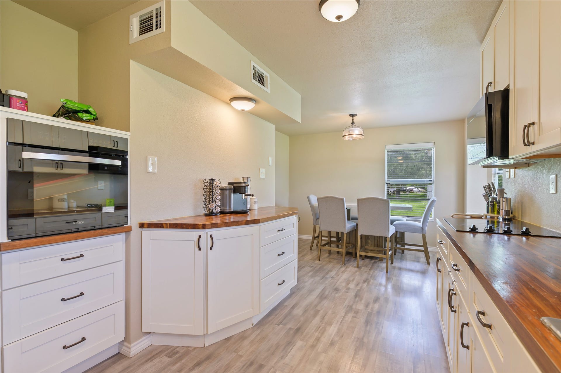 1925 Avenue L, Santa Fe, TX 77510 1925 Avenue L, Santa Fe, TX 77510