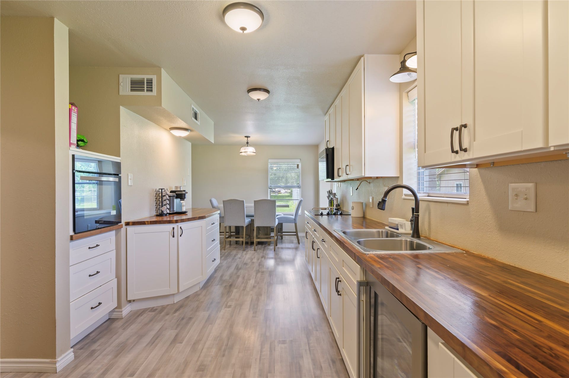 1925 Avenue L, Santa Fe, TX 77510 1925 Avenue L, Santa Fe, TX 77510