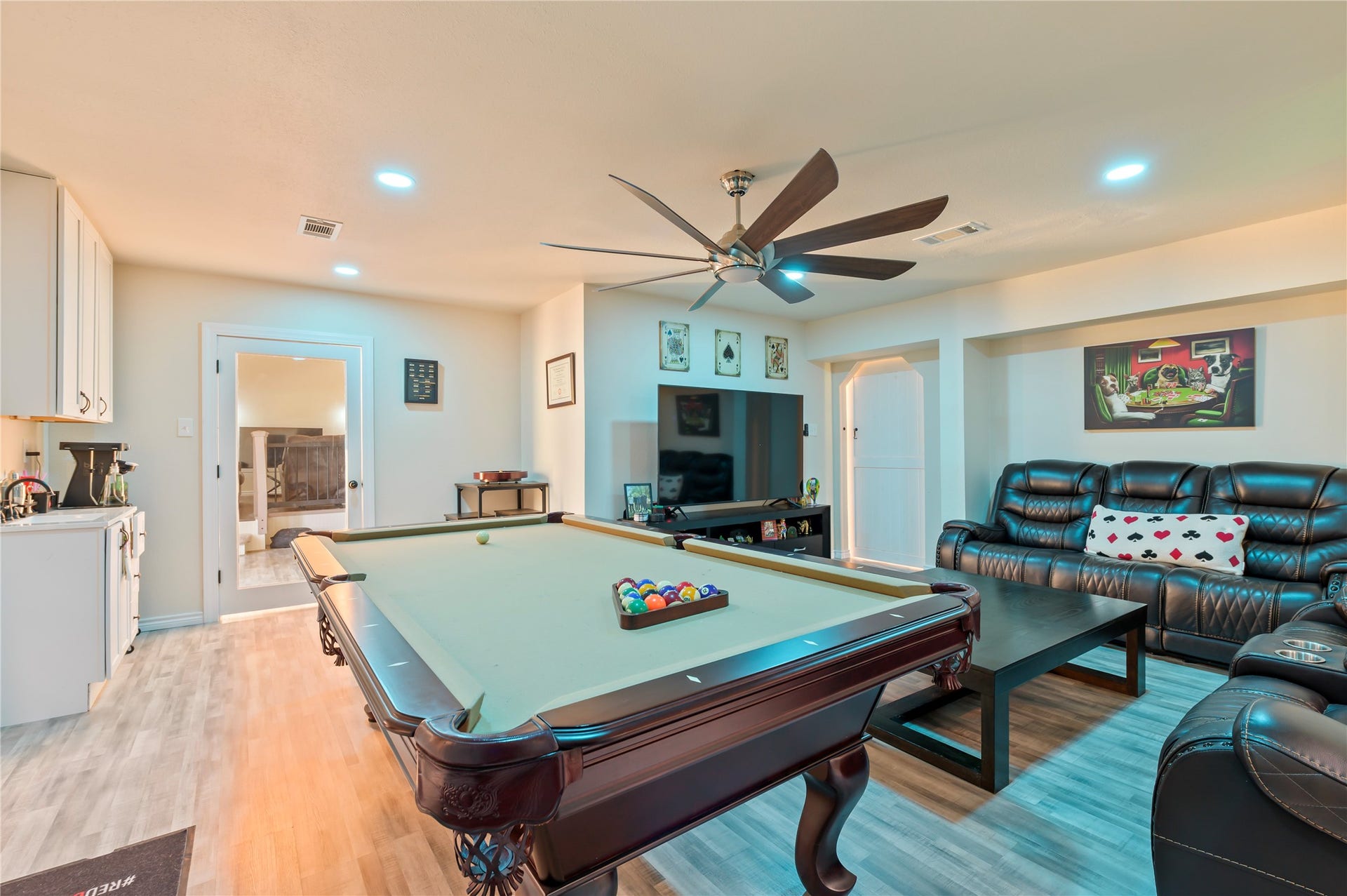 1925 Avenue L, Santa Fe, TX 77510 1925 Avenue L, Santa Fe, TX 77510