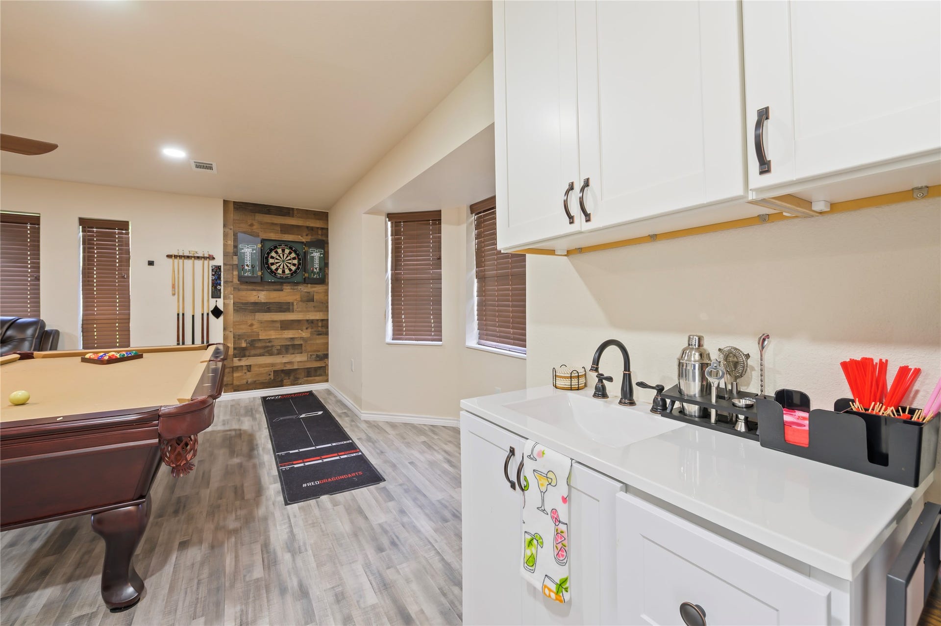 1925 Avenue L, Santa Fe, TX 77510 1925 Avenue L, Santa Fe, TX 77510