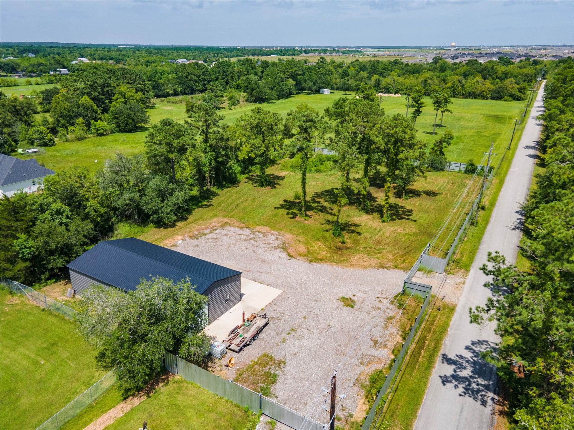 1925 Avenue L, Santa Fe, TX 77510 1925 Avenue L, Santa Fe, TX 77510