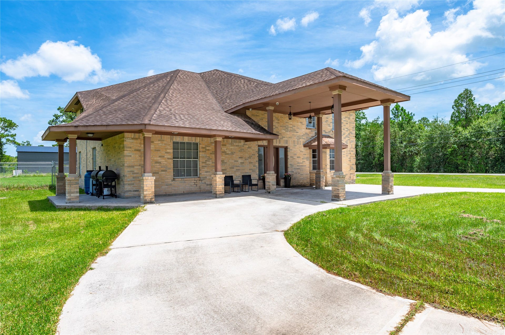 1925 Avenue L, Santa Fe, TX 77510 1925 Avenue L, Santa Fe, TX 77510