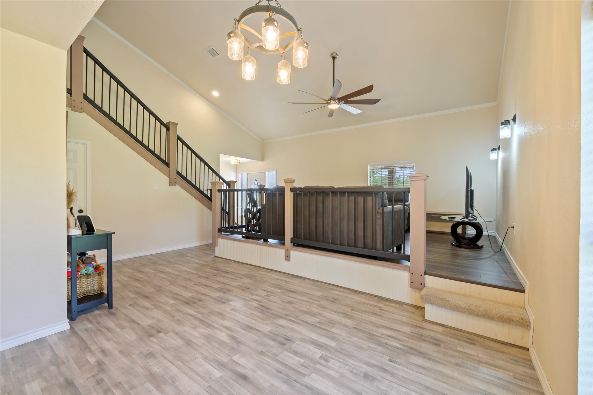 1925 Avenue L, Santa Fe, TX 77510 1925 Avenue L, Santa Fe, TX 77510