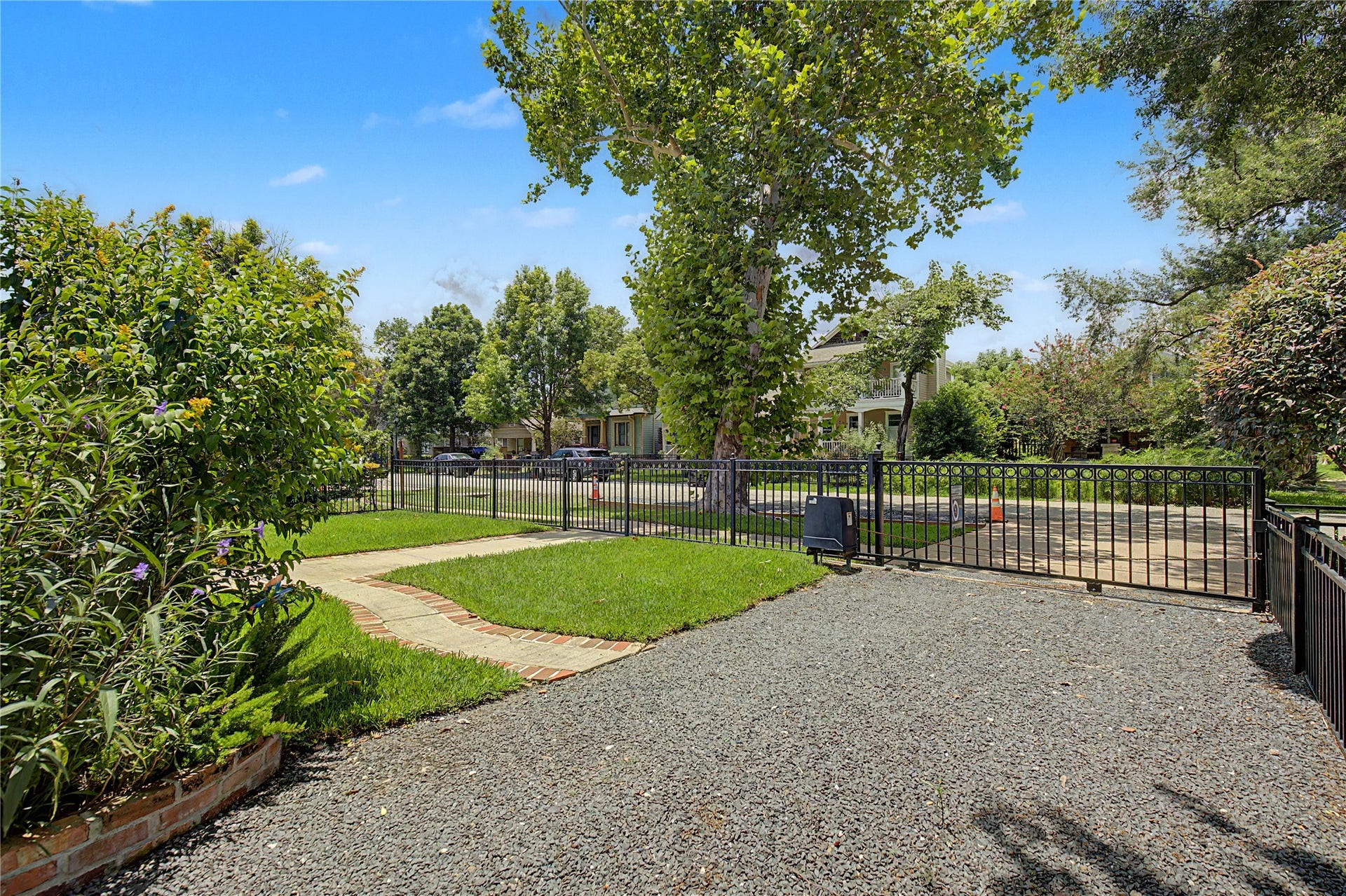 1322 Tulane Street, Houston, TX 77008 1322 Tulane Street, Houston, TX 77008