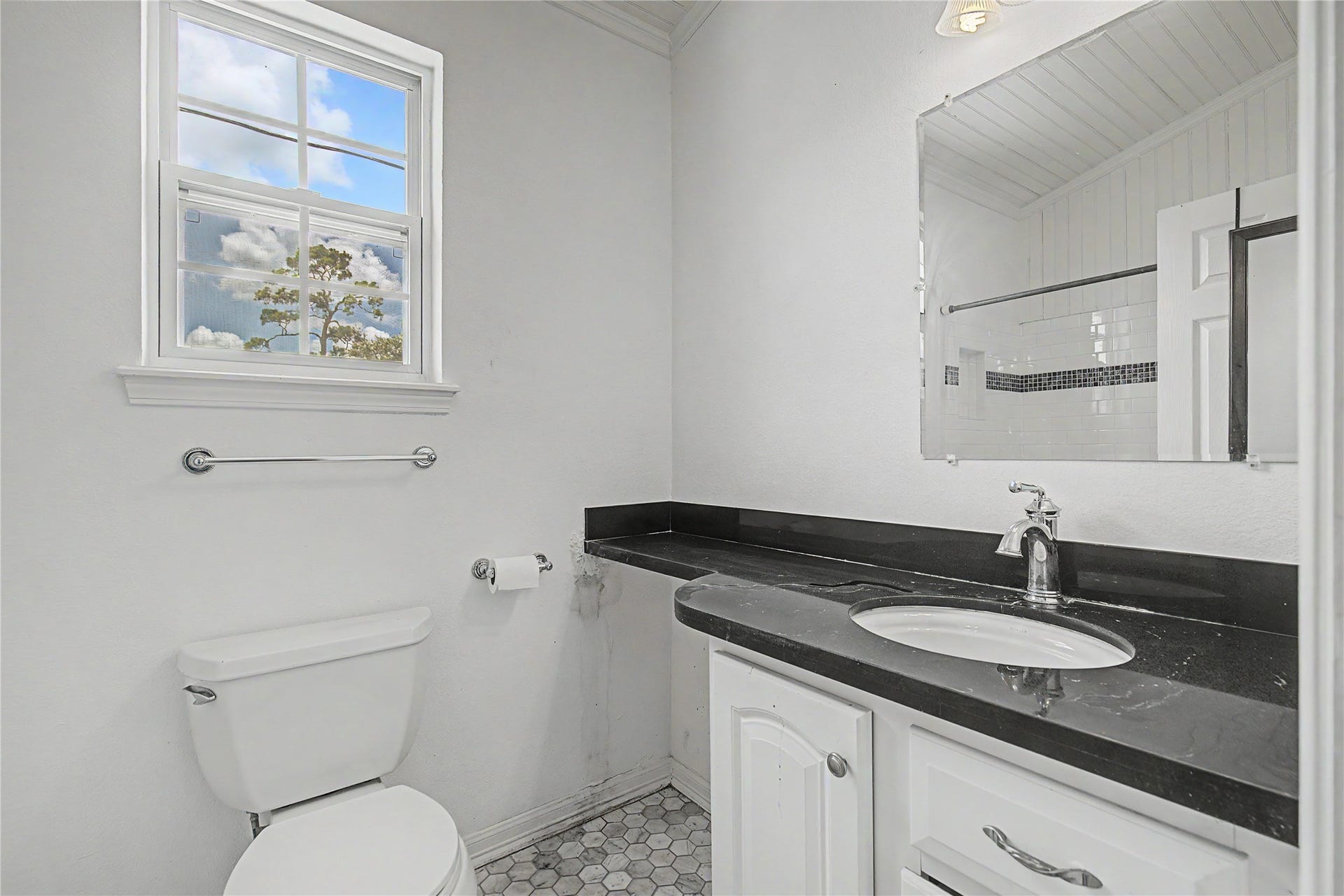 1322 Tulane Street, Houston, TX 77008 1322 Tulane Street, Houston, TX 77008