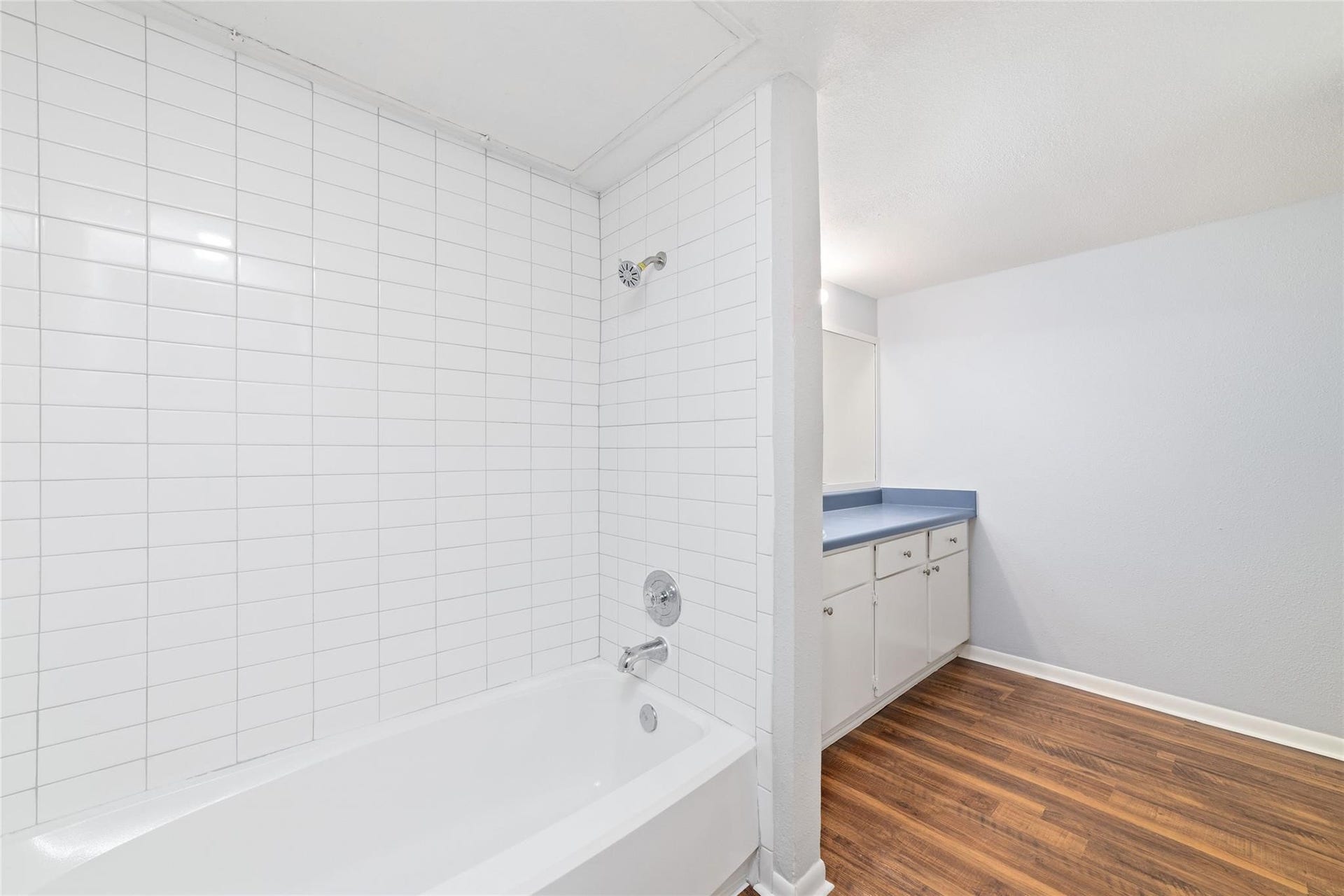 3085 Walnut Bend Lane, #23, Houston, TX 77042 3085 Walnut Bend Lane, #23, Houston, TX 77042