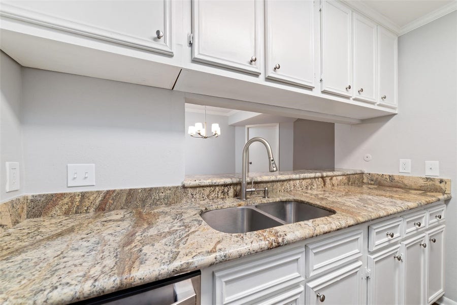 Property photo for 3085 Walnut Bend Lane, #23, Houston, TX