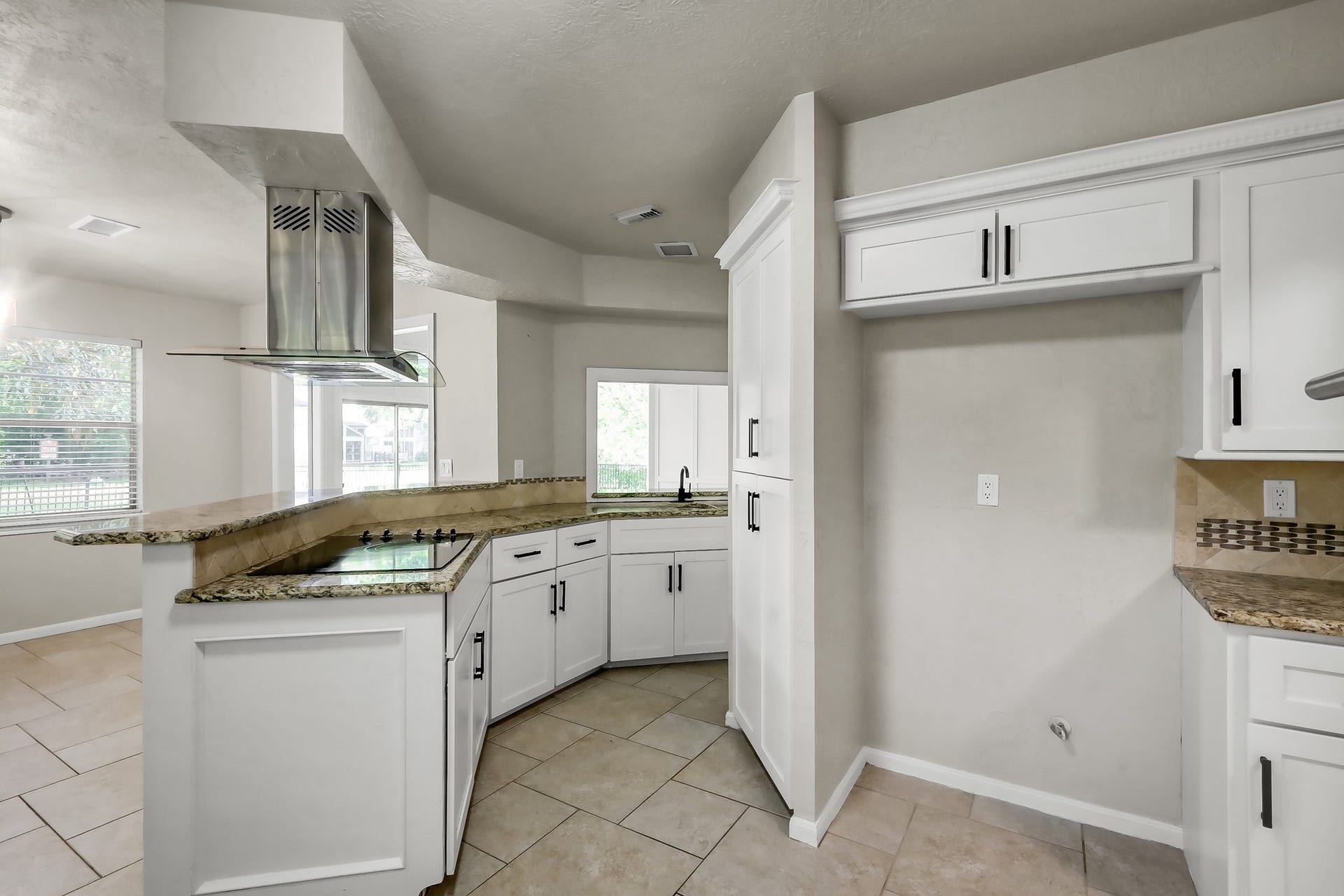 88 April Wind Drive S, Conroe, TX 77356