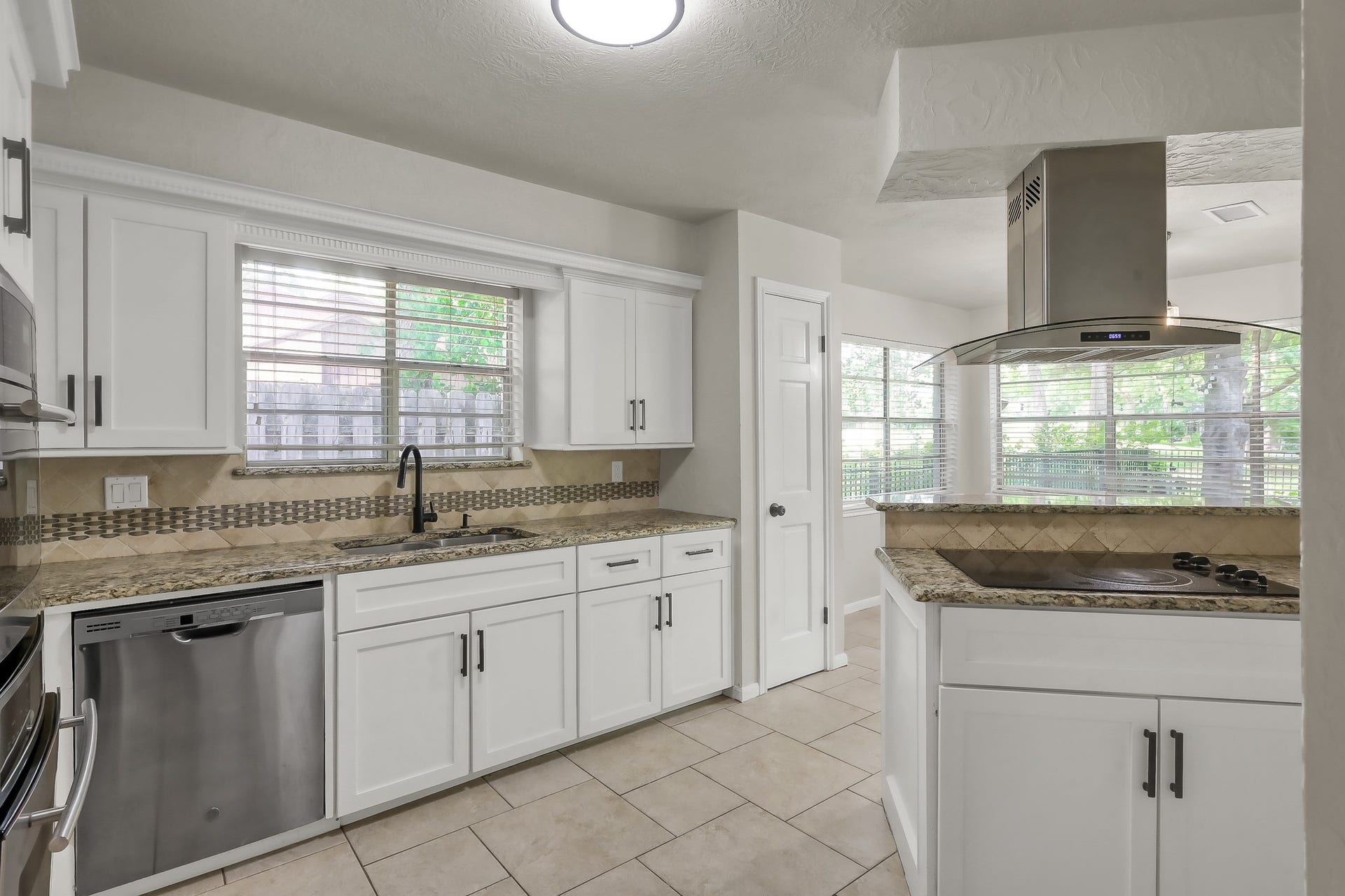 88 April Wind Drive S, Conroe, TX 77356