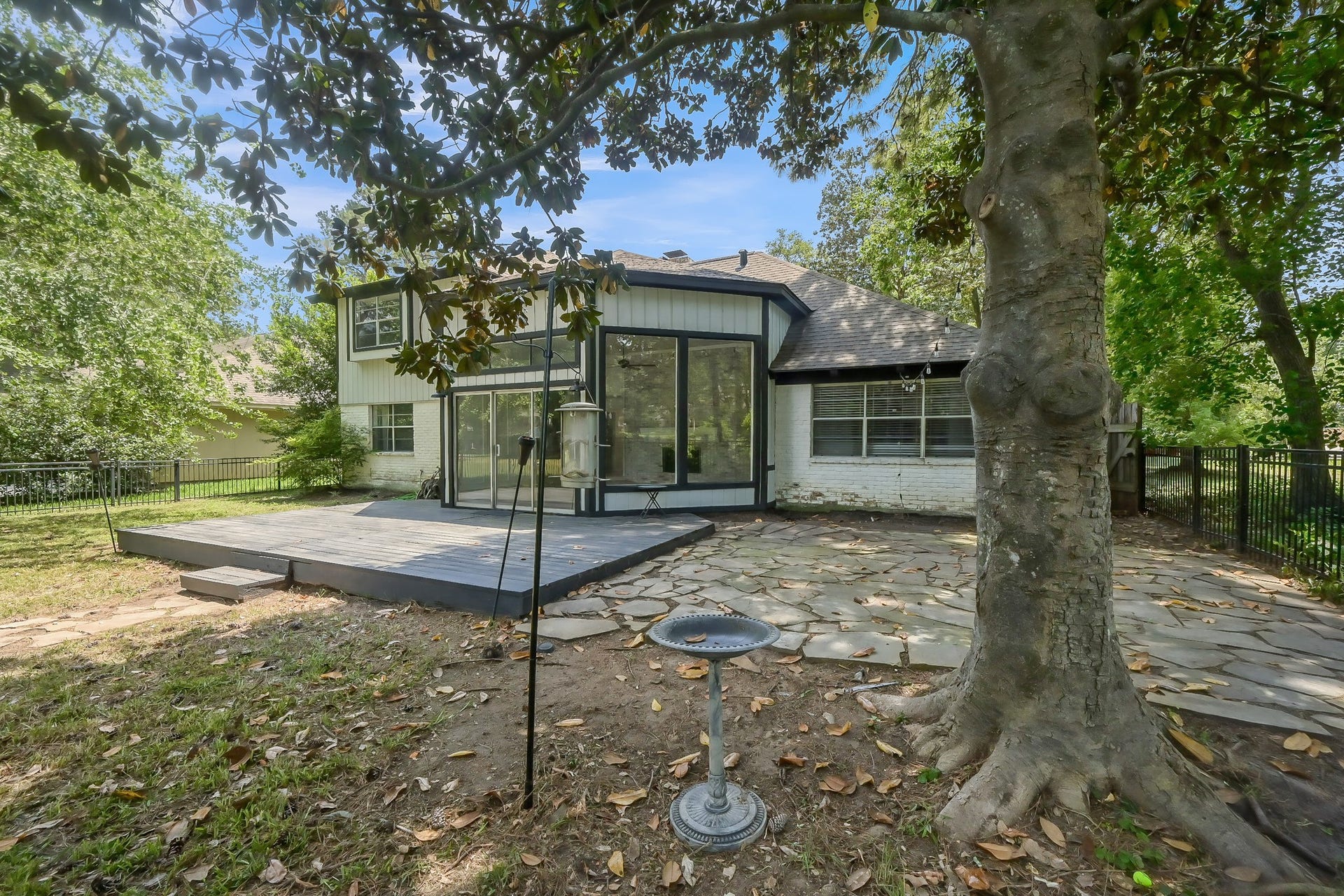 88 April Wind Drive S, Conroe, TX 77356
