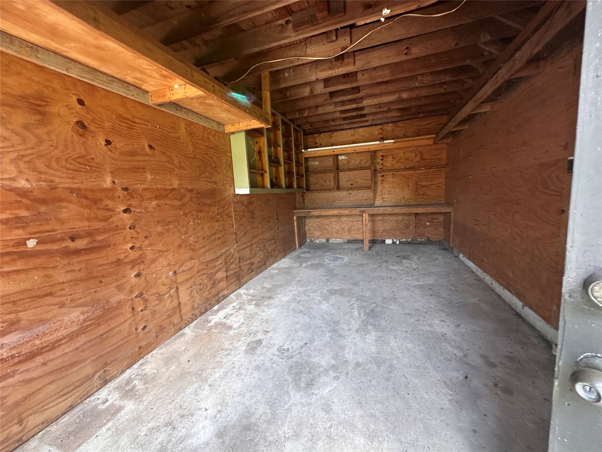 10 Forrest Lane, Angleton, TX 77515 10 Forrest Lane, Angleton, TX 77515