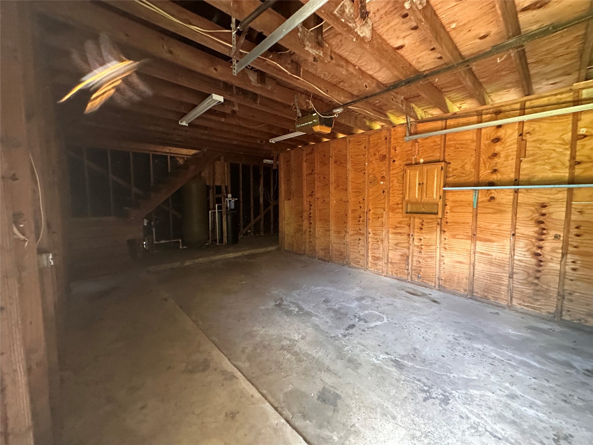 10 Forrest Lane, Angleton, TX 77515 10 Forrest Lane, Angleton, TX 77515