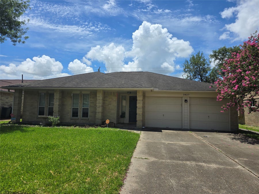 Property photo for 3827 Pecan Circle, La Porte, TX