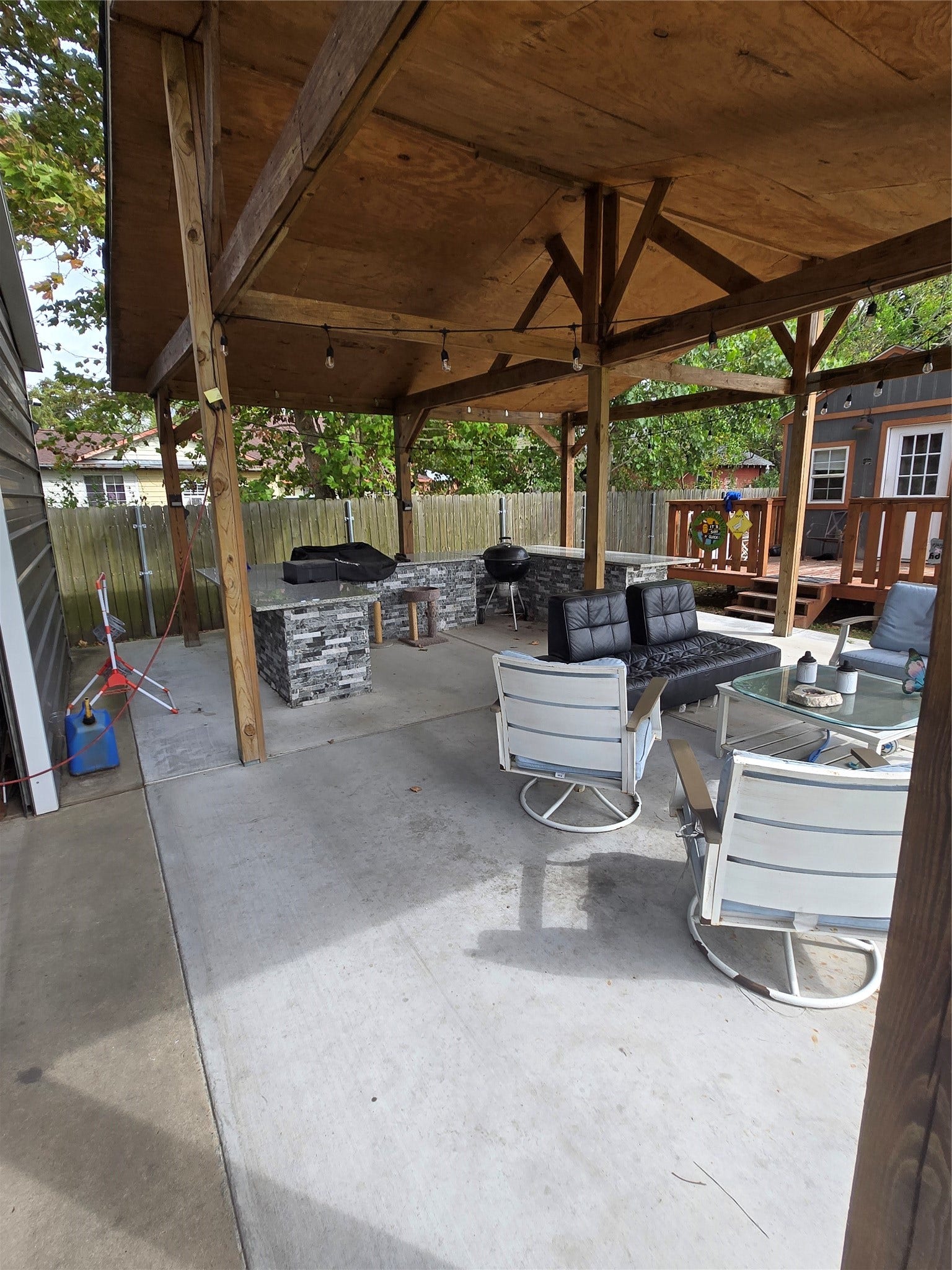 7317 Avenue L, Santa Fe, TX 77510 7317 Avenue L, Santa Fe, TX 77510