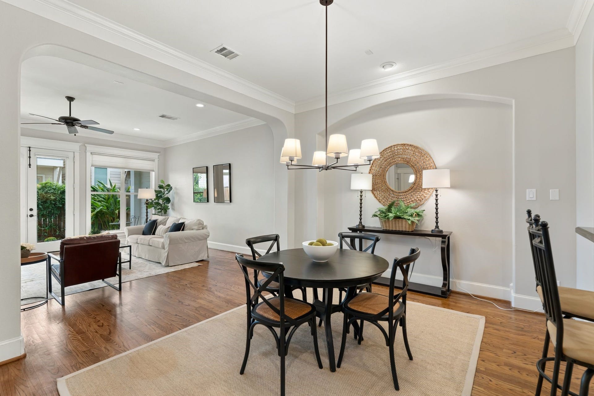 1518 Alexander Street, Houston, TX 77008 1518 Alexander Street, Houston, TX 77008