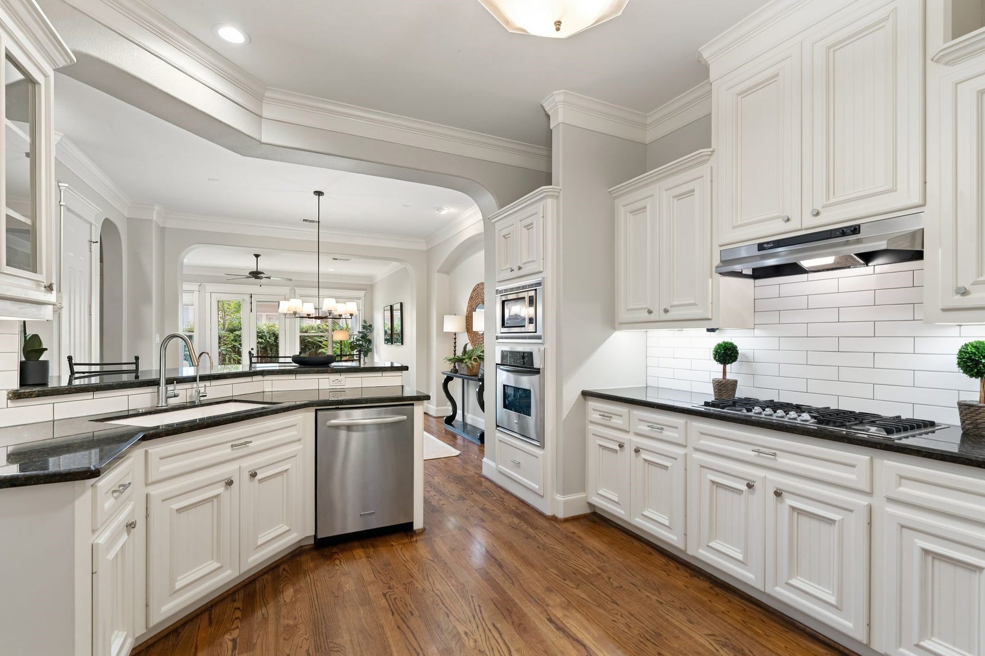 1518 Alexander Street, Houston, TX 77008 1518 Alexander Street, Houston, TX 77008