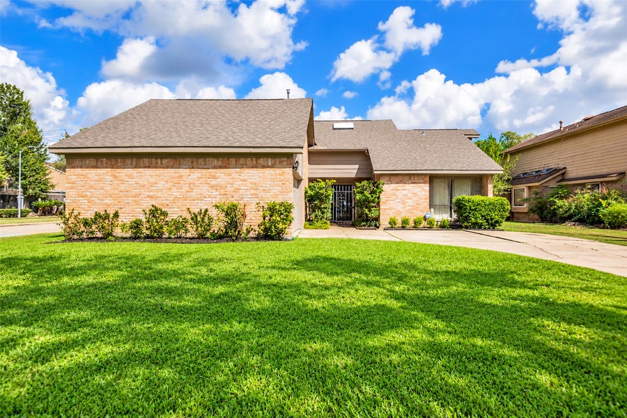 Property photo for 11542 Wickersham Lane, Houston, TX
