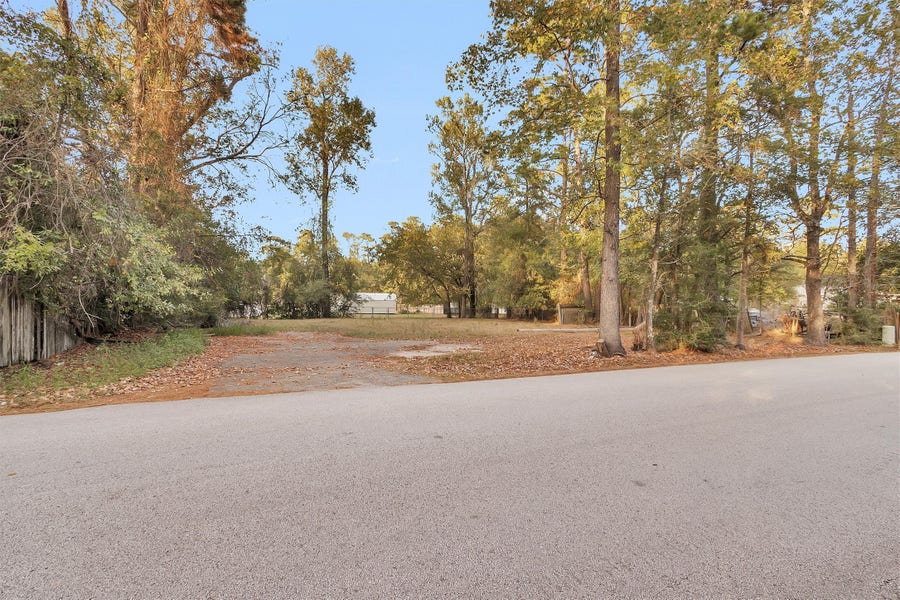 Property photo for 1298 Hope Road, Conroe, TX