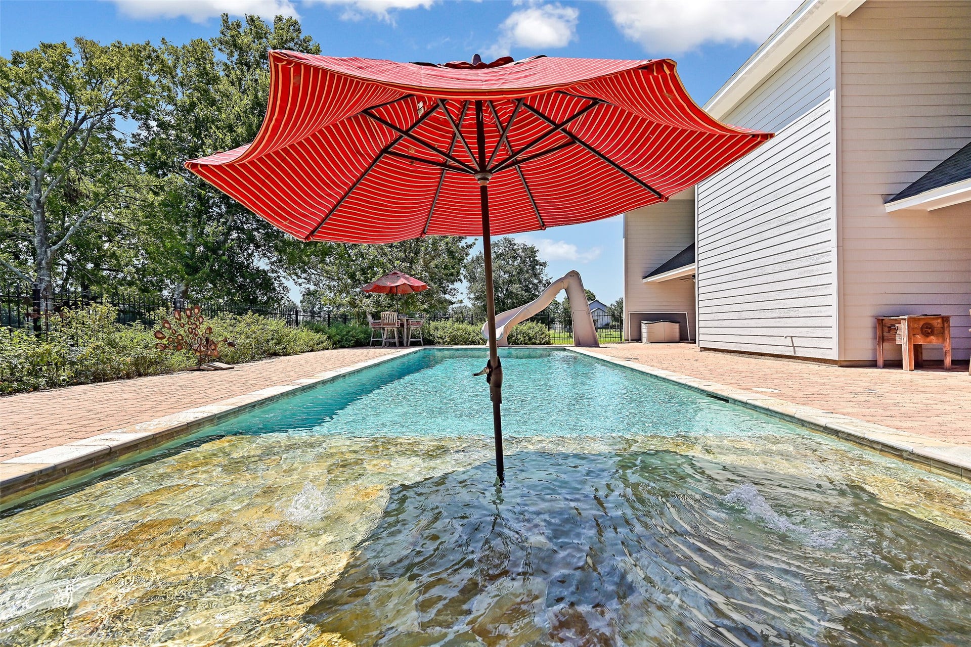 1412 Hollier Road, Friendswood, TX 77546 1412 Hollier Road, Friendswood, TX 77546