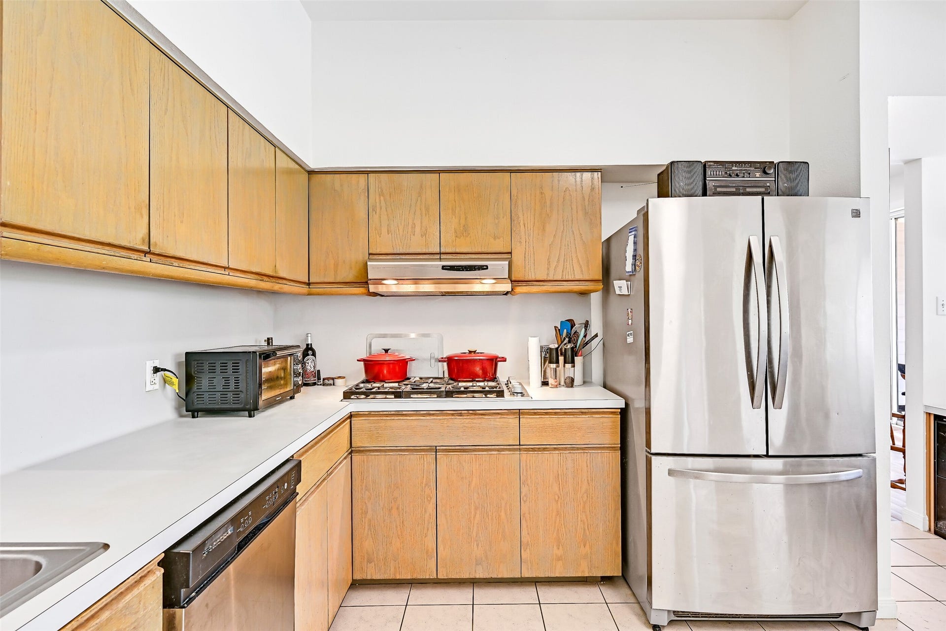 1412 Hollier Road, Friendswood, TX 77546 1412 Hollier Road, Friendswood, TX 77546