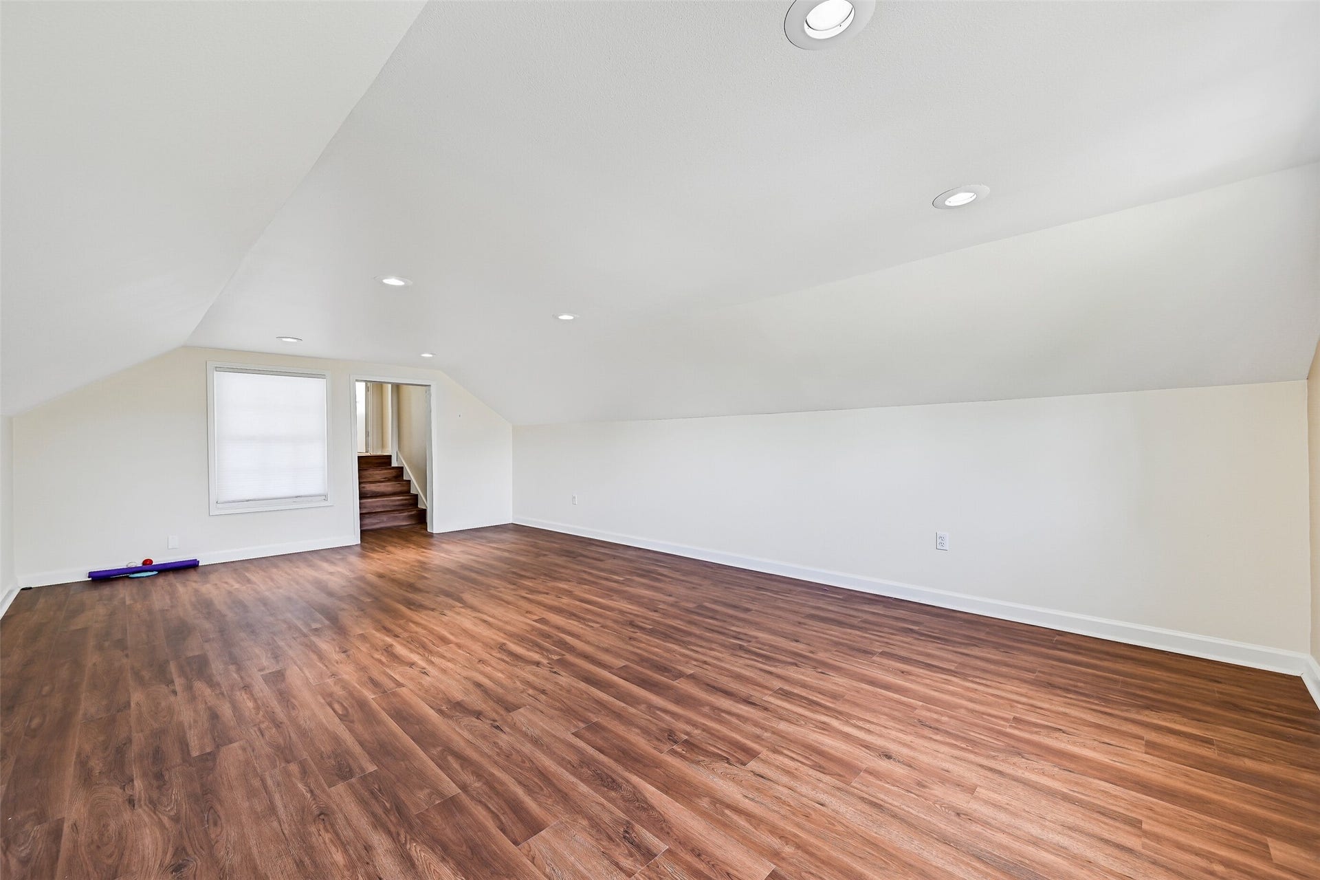 1412 Hollier Road, Friendswood, TX 77546 1412 Hollier Road, Friendswood, TX 77546