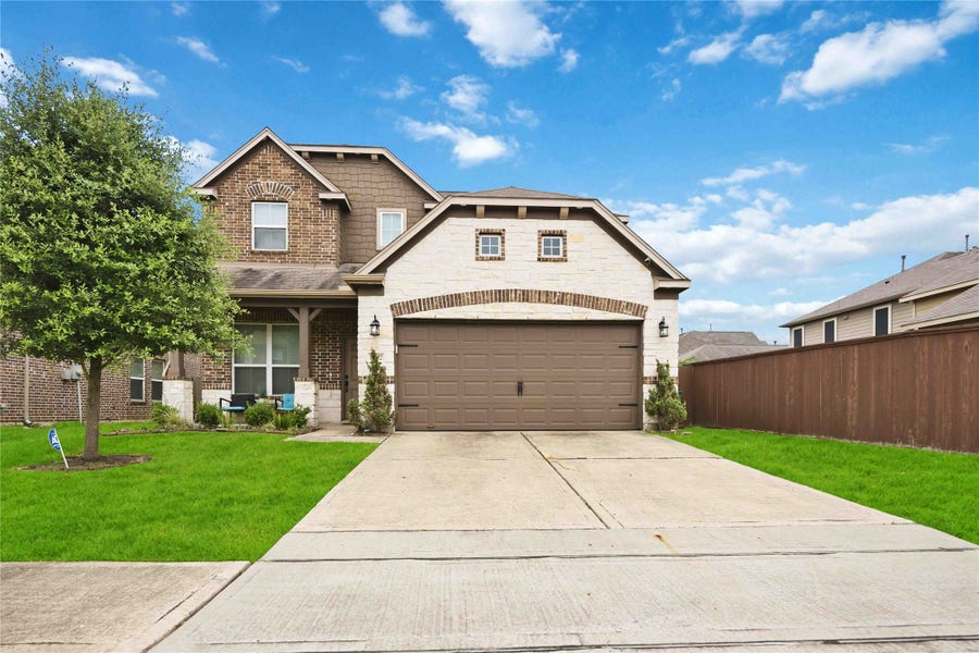 Property photo for 14702 Meadow Acre Trail, Houston, TX