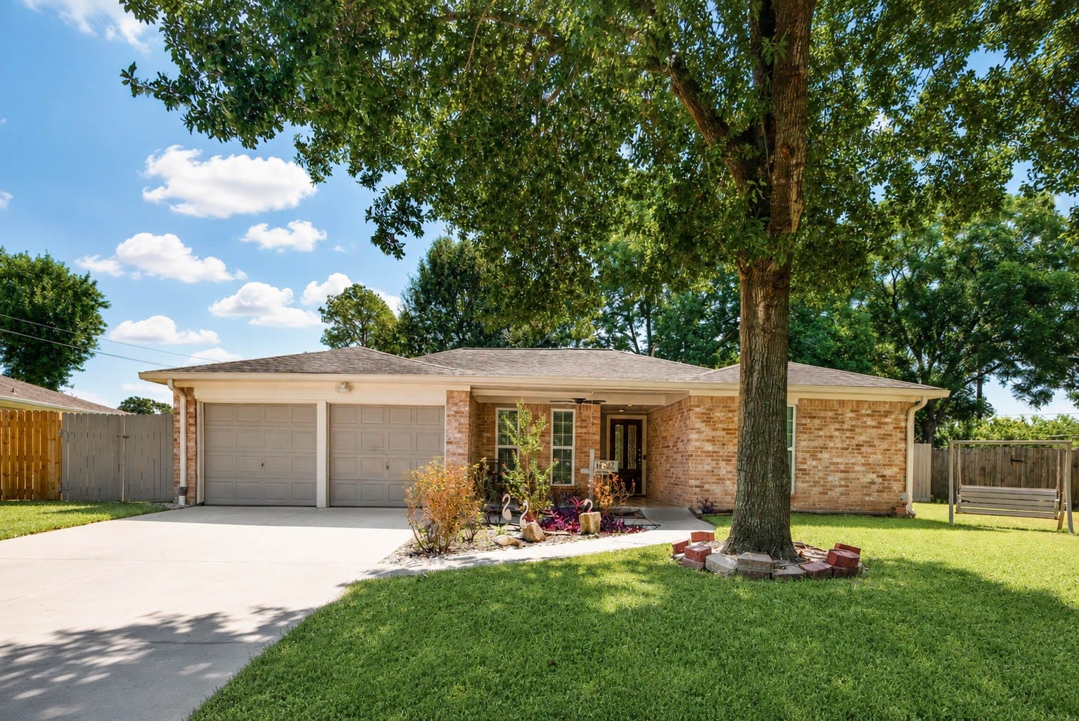 11702 Leader Street, Houston, TX 77072 11702 Leader Street, Houston, TX 77072