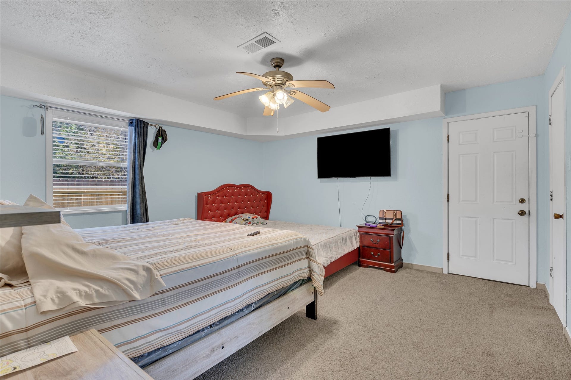 2713 Avenue C, Dickinson, TX 77539 2713 Avenue C, Dickinson, TX 77539