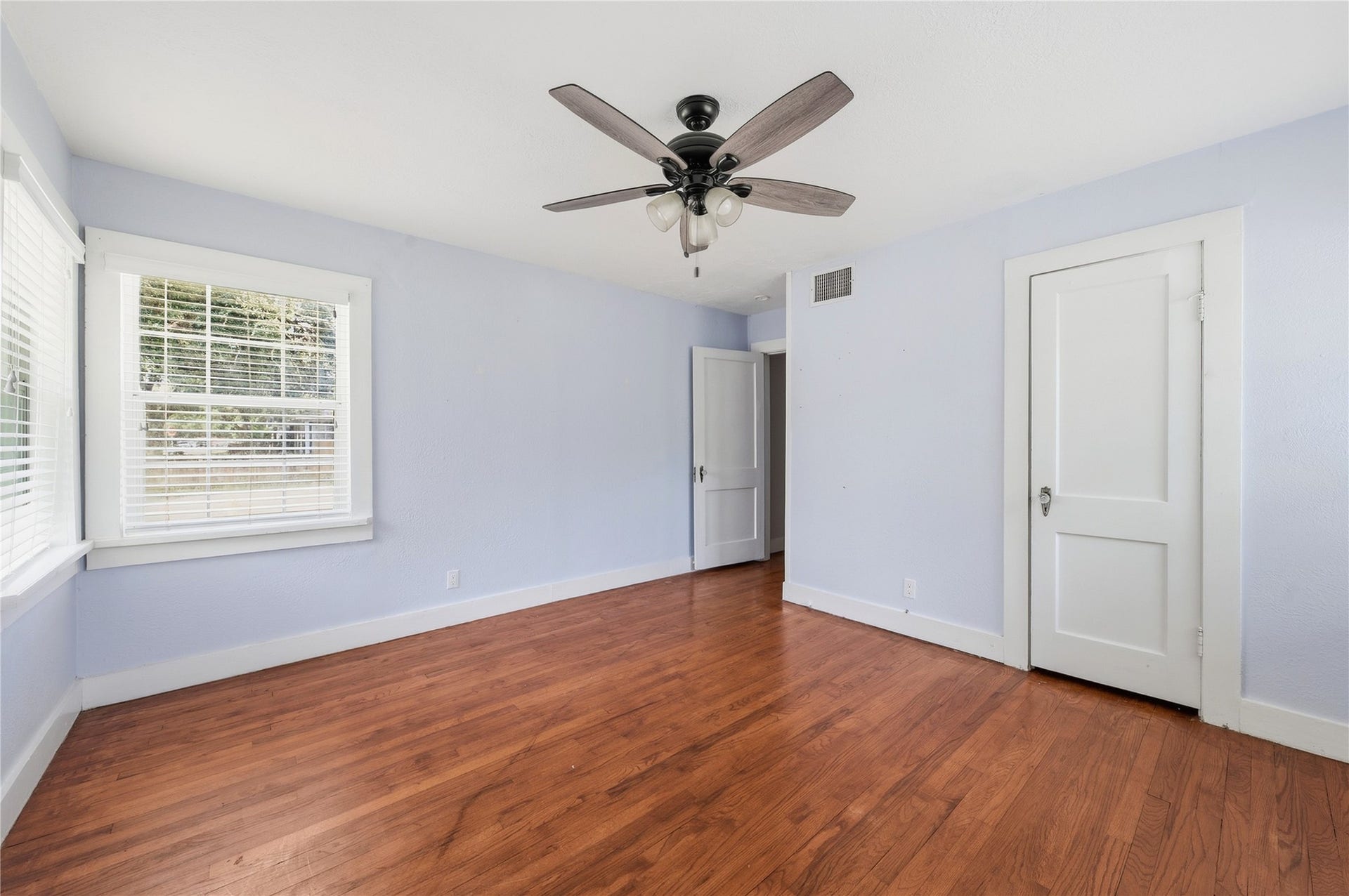 1215 Winston Drive, Richmond, TX 77469 1215 Winston Drive, Richmond, TX 77469