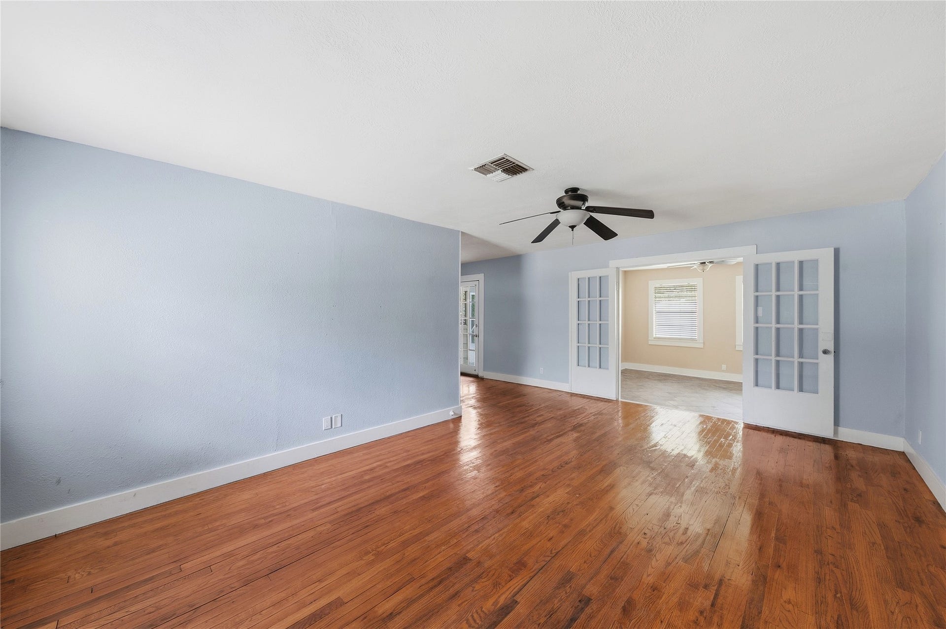 1215 Winston Drive, Richmond, TX 77469 1215 Winston Drive, Richmond, TX 77469