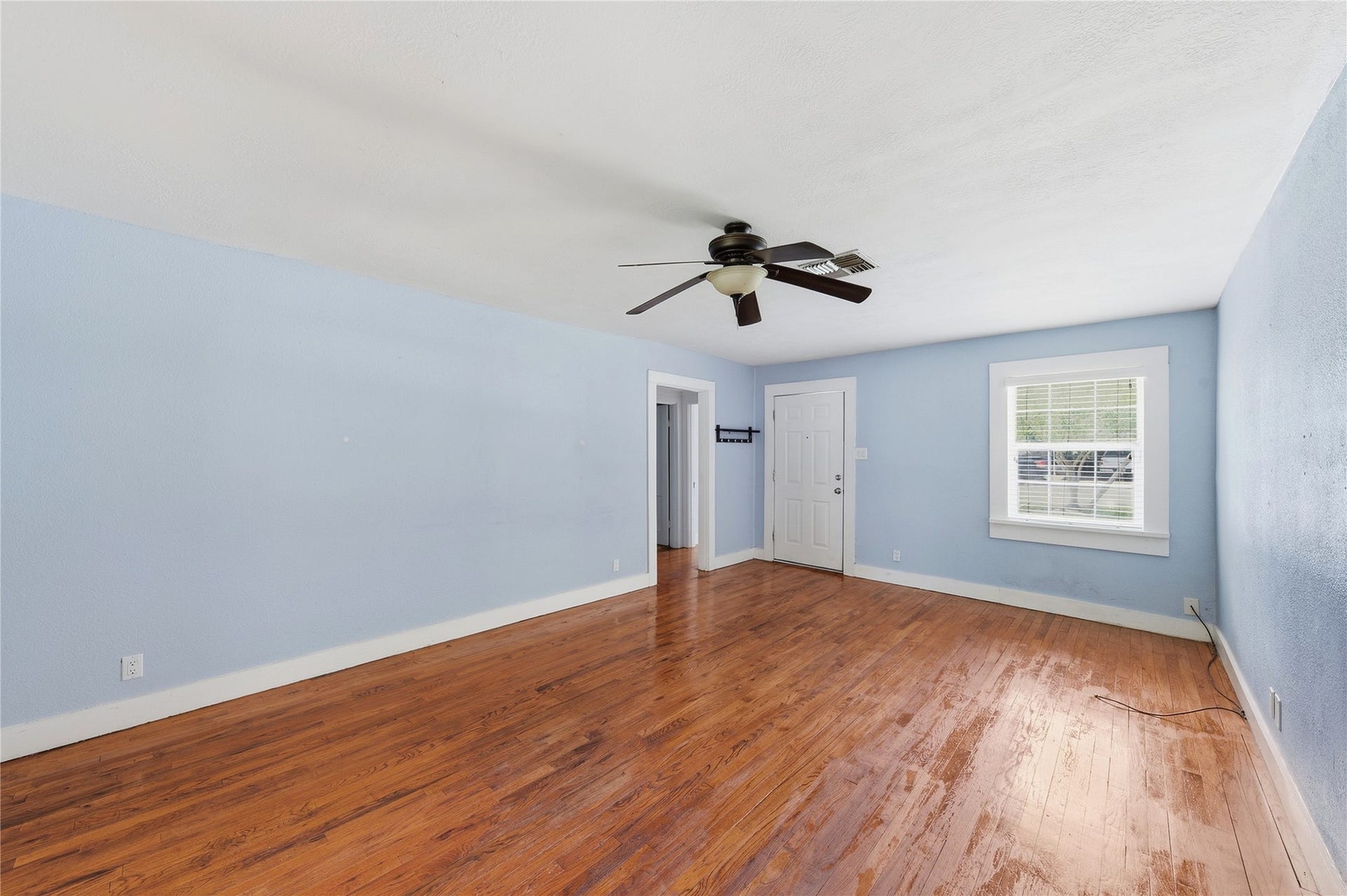 1215 Winston Drive, Richmond, TX 77469 1215 Winston Drive, Richmond, TX 77469