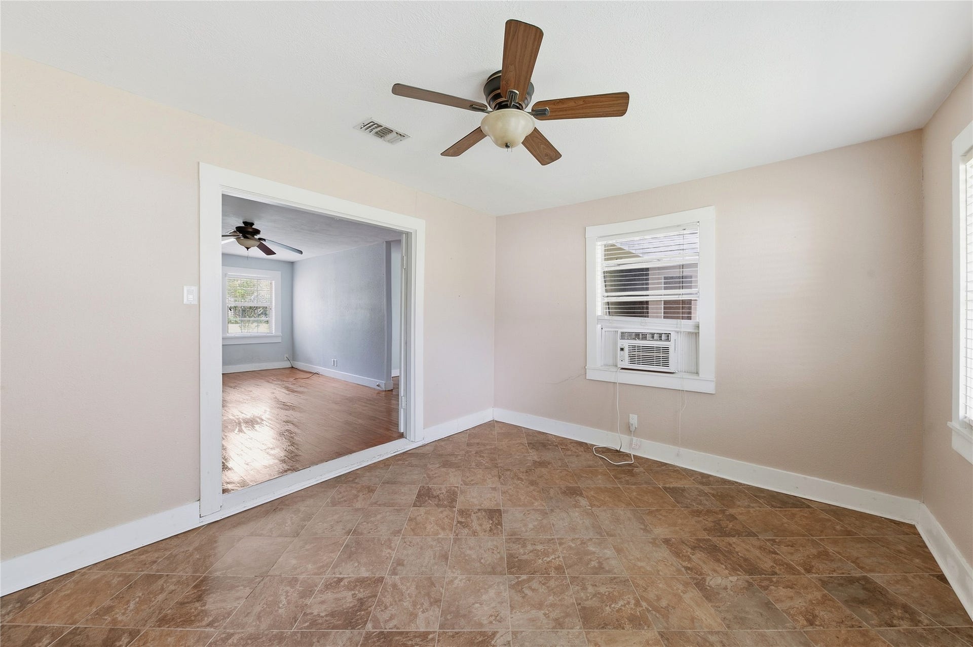 1215 Winston Drive, Richmond, TX 77469 1215 Winston Drive, Richmond, TX 77469