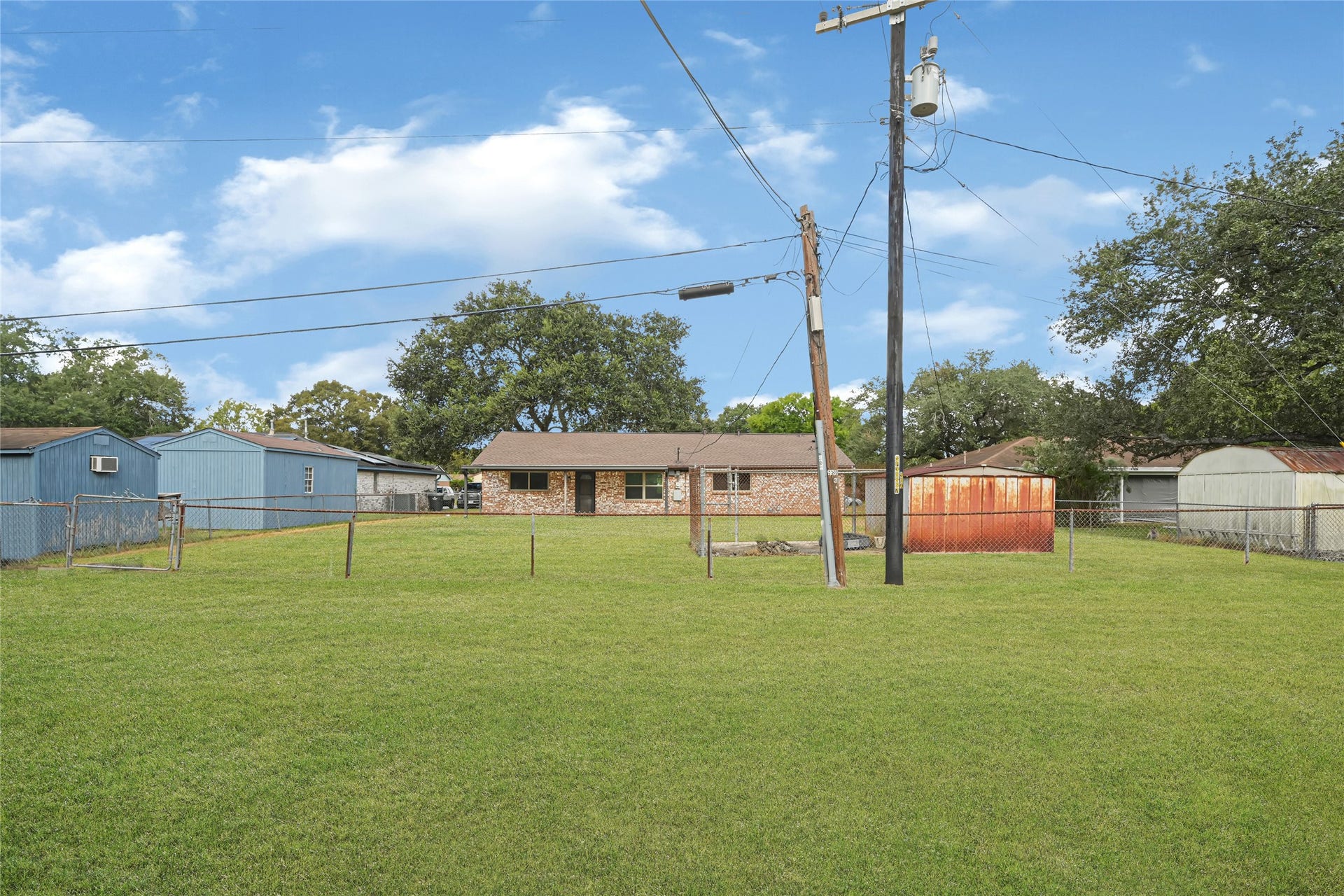 No back neighbors, all fenced in.