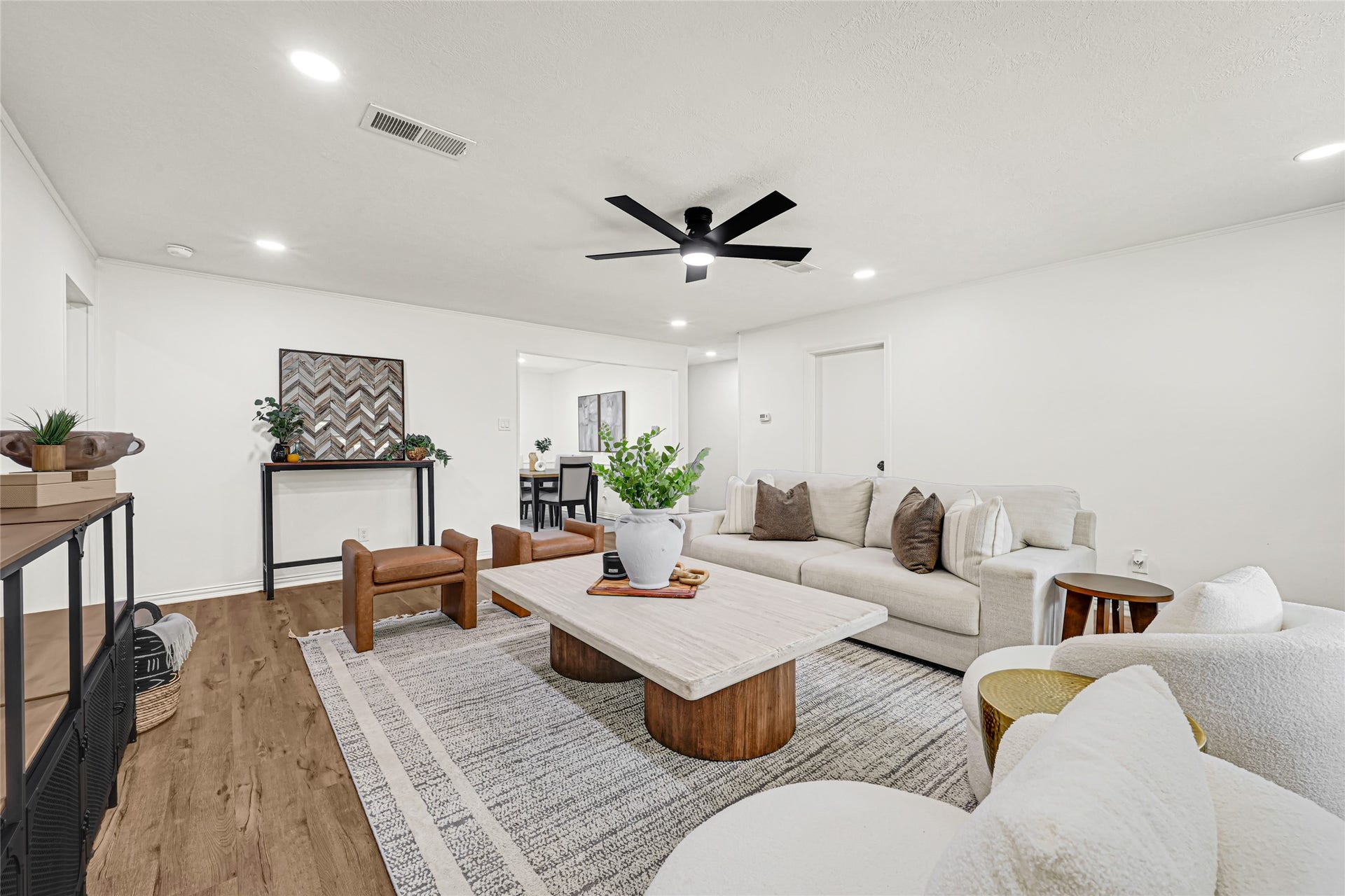 371 Windsor Square, Alvin, TX 77511