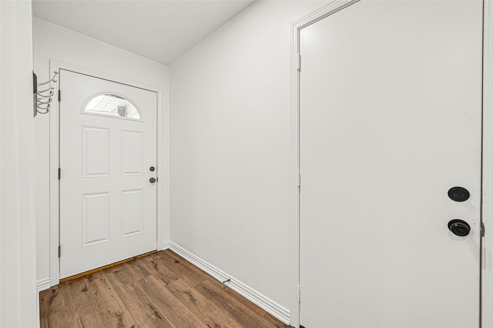 Entry way by main door