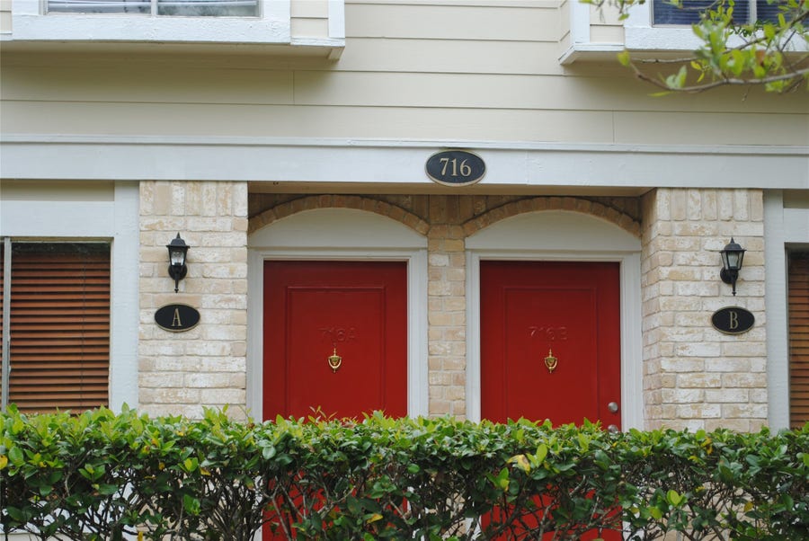 Property photo for 716 Memorial Mews Street, #B, Houston, TX