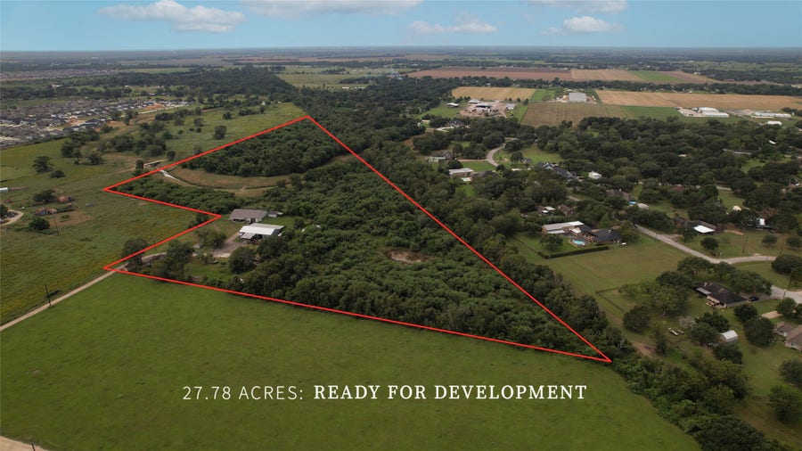 Property photo for 2015 Cottonwood School Road, Rosenberg, TX