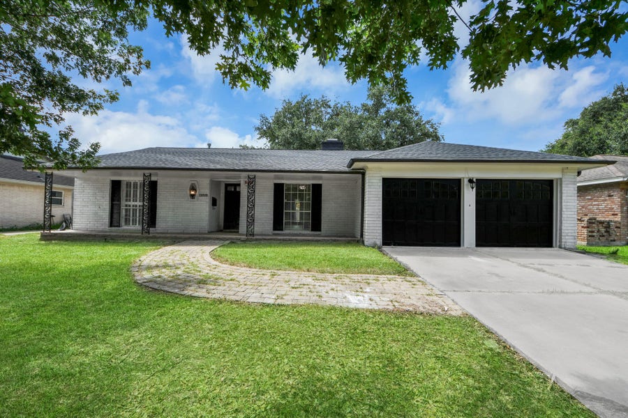 Property photo for 11618 Hillcroft Avenue, Houston, TX