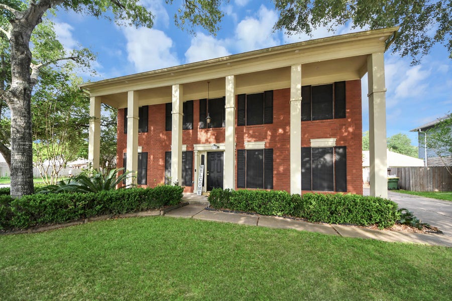 Property photo for 3925 Spring Crest Court, Pearland, TX