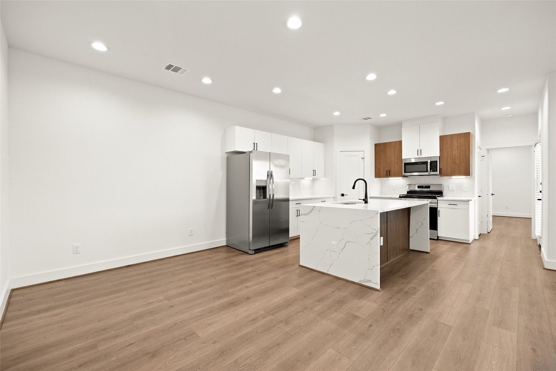 2711 Solbrook Lane, Katy, TX 77493 2711 Solbrook Lane, Katy, TX 77493