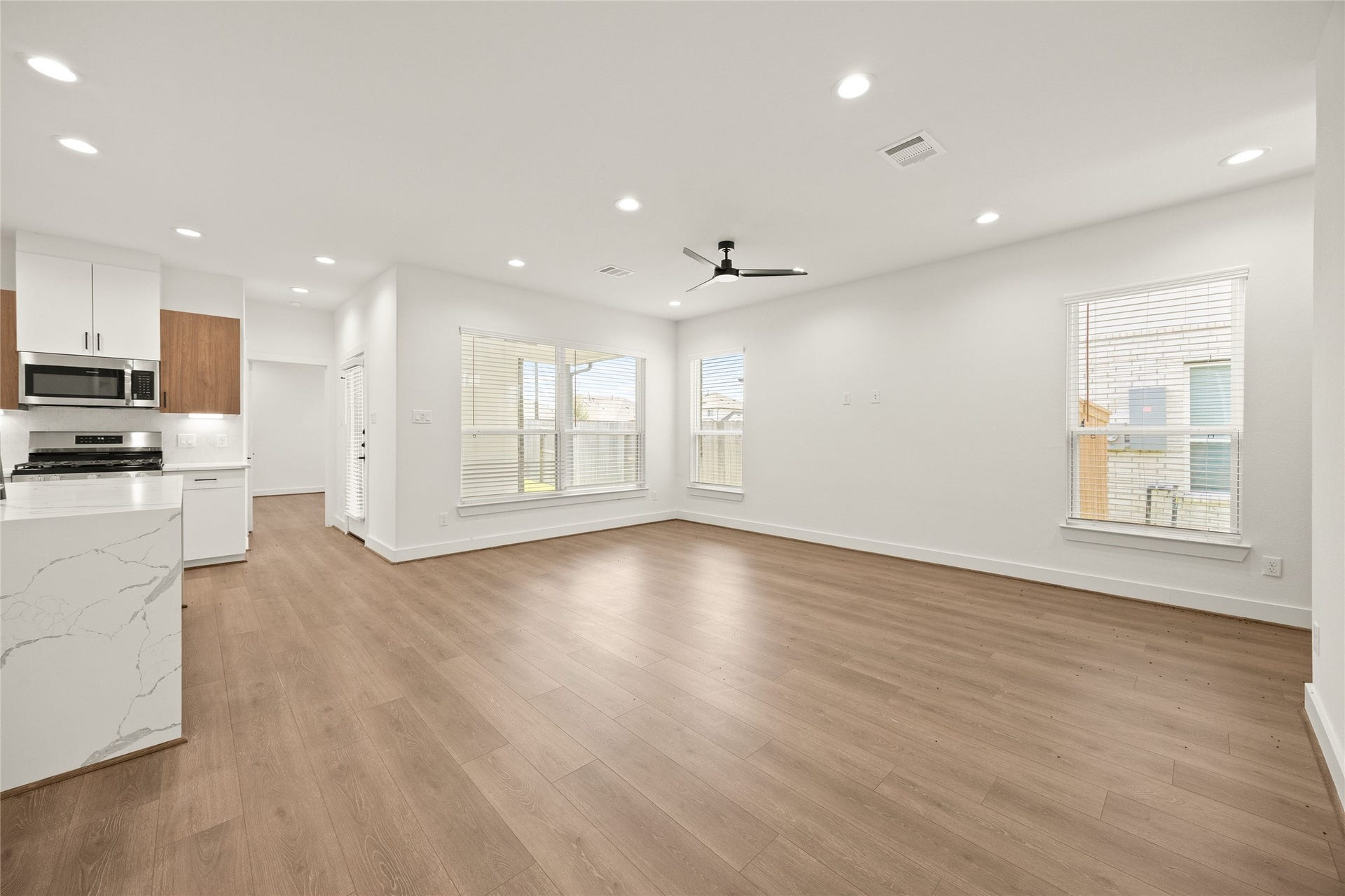 2711 Solbrook Lane, Katy, TX 77493 2711 Solbrook Lane, Katy, TX 77493