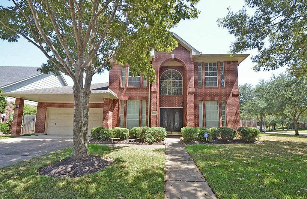 523 Crestridge Drive, Sugar Land, TX 77479 523 Crestridge Drive, Sugar Land, TX 77479