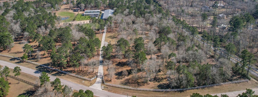 Property photo for 9602 Pioneer Trace, Conroe, TX