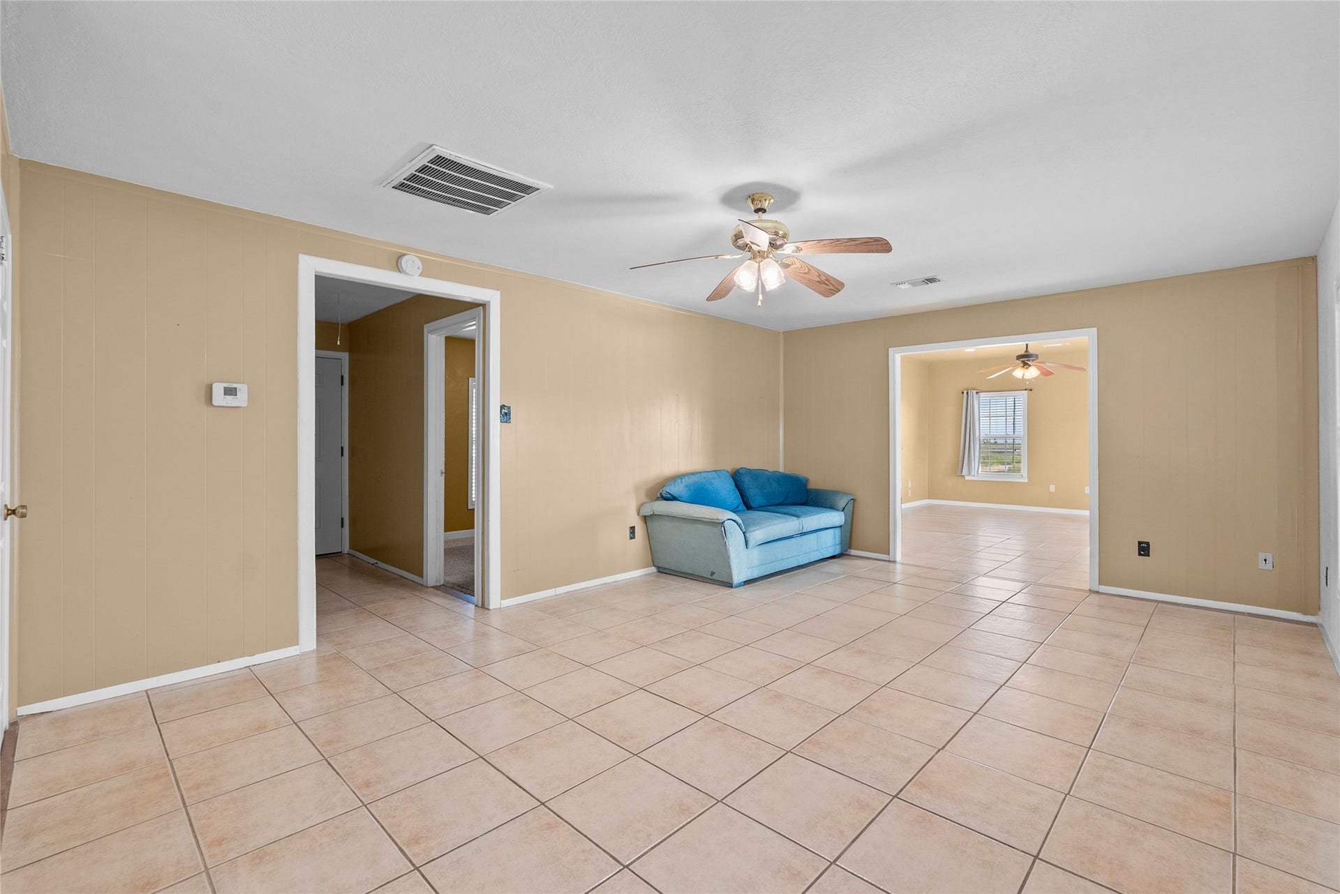 7108 E Hunter Drive, Hitchcock, TX 77563 7108 E Hunter Drive, Hitchcock, TX 77563