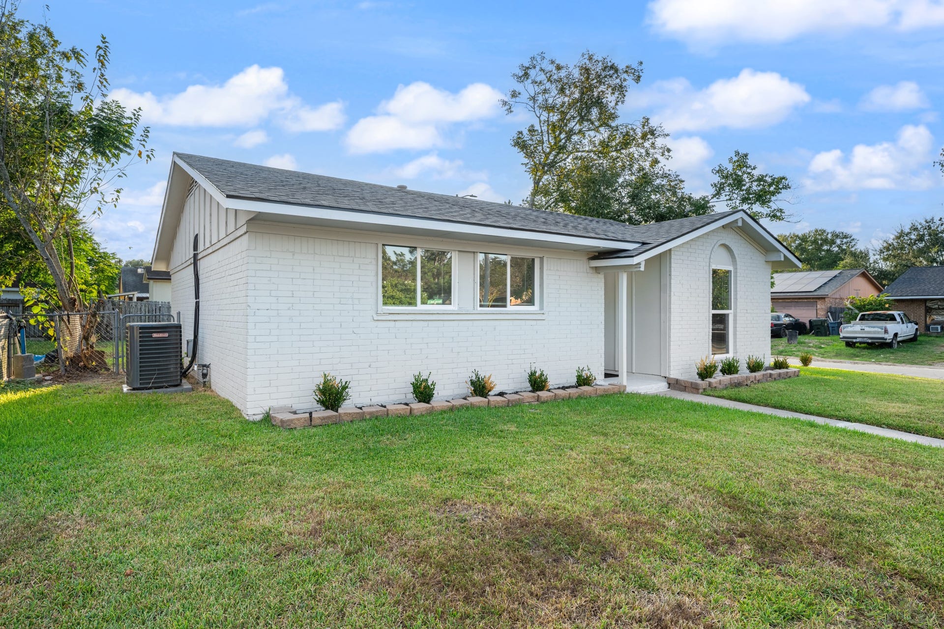 4802 Hannas Reef Drive, Bacliff, TX 77518 4802 Hannas Reef Drive, Bacliff, TX 77518