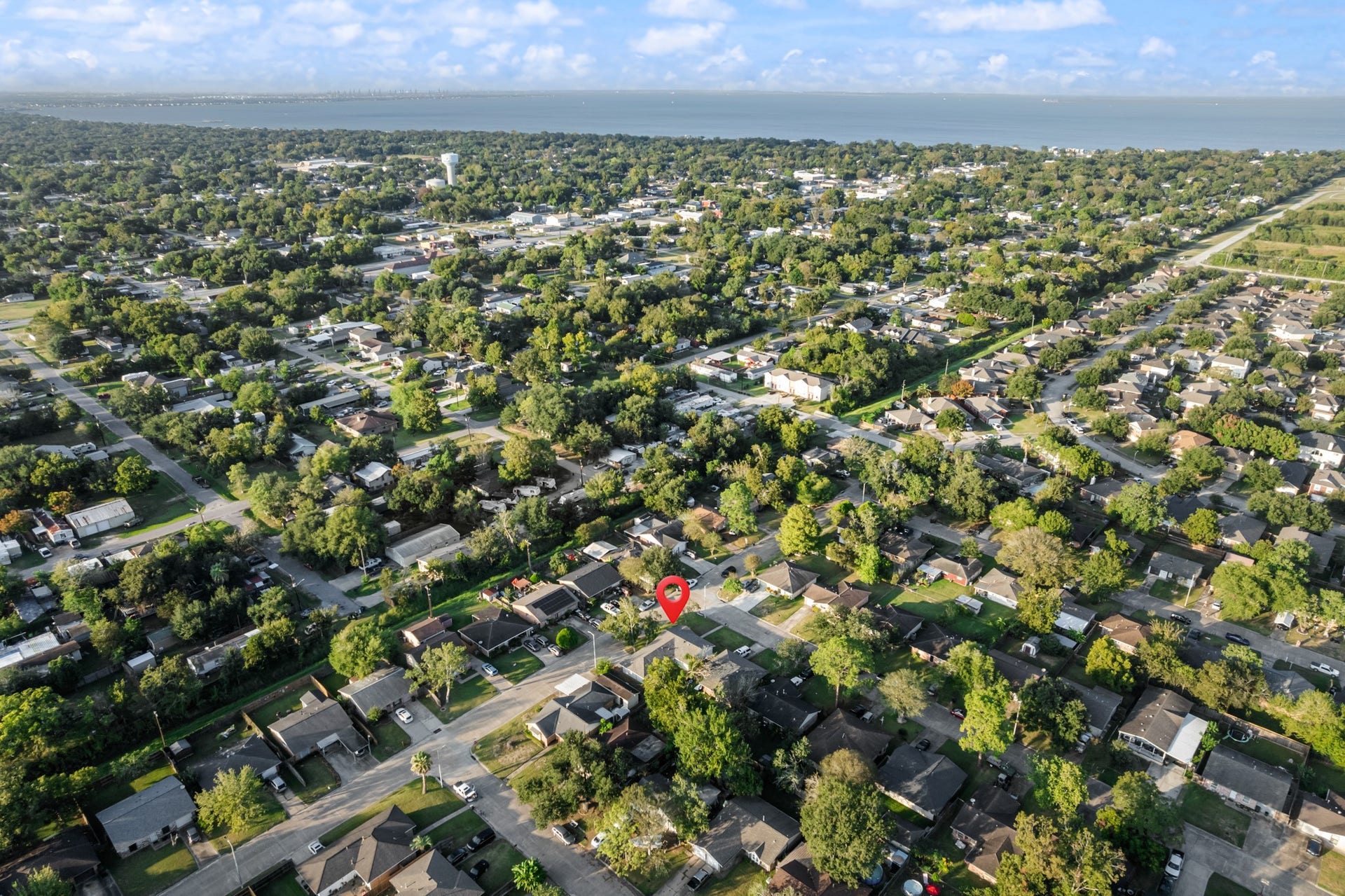 4802 Hannas Reef Drive, Bacliff, TX 77518 4802 Hannas Reef Drive, Bacliff, TX 77518