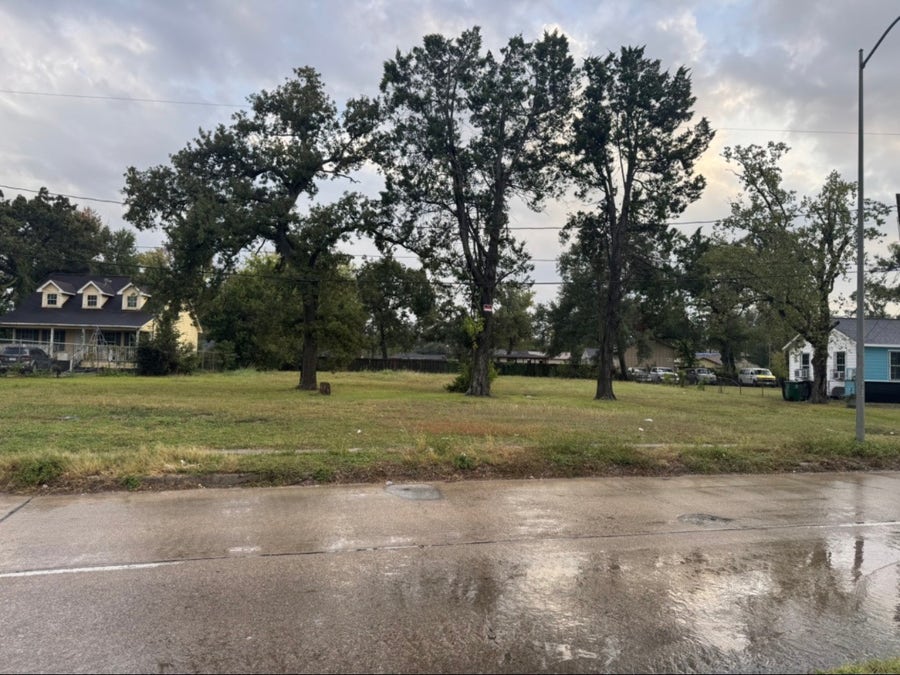 Property photo for 6714 E Crosstimbers Street, Houston, TX